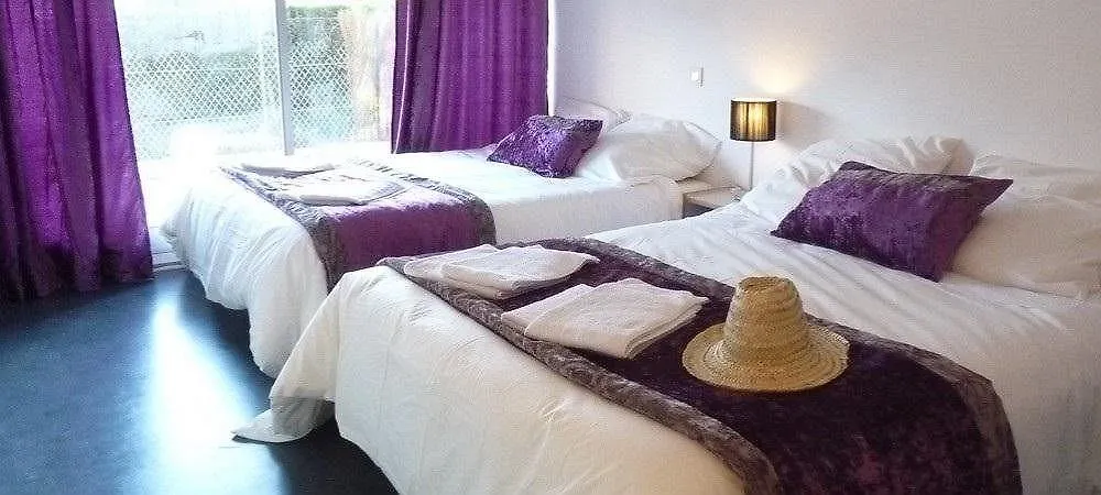 Hotel Sable Et Soleil - Port, Plage Et Jacuzzi Prive Frejus France