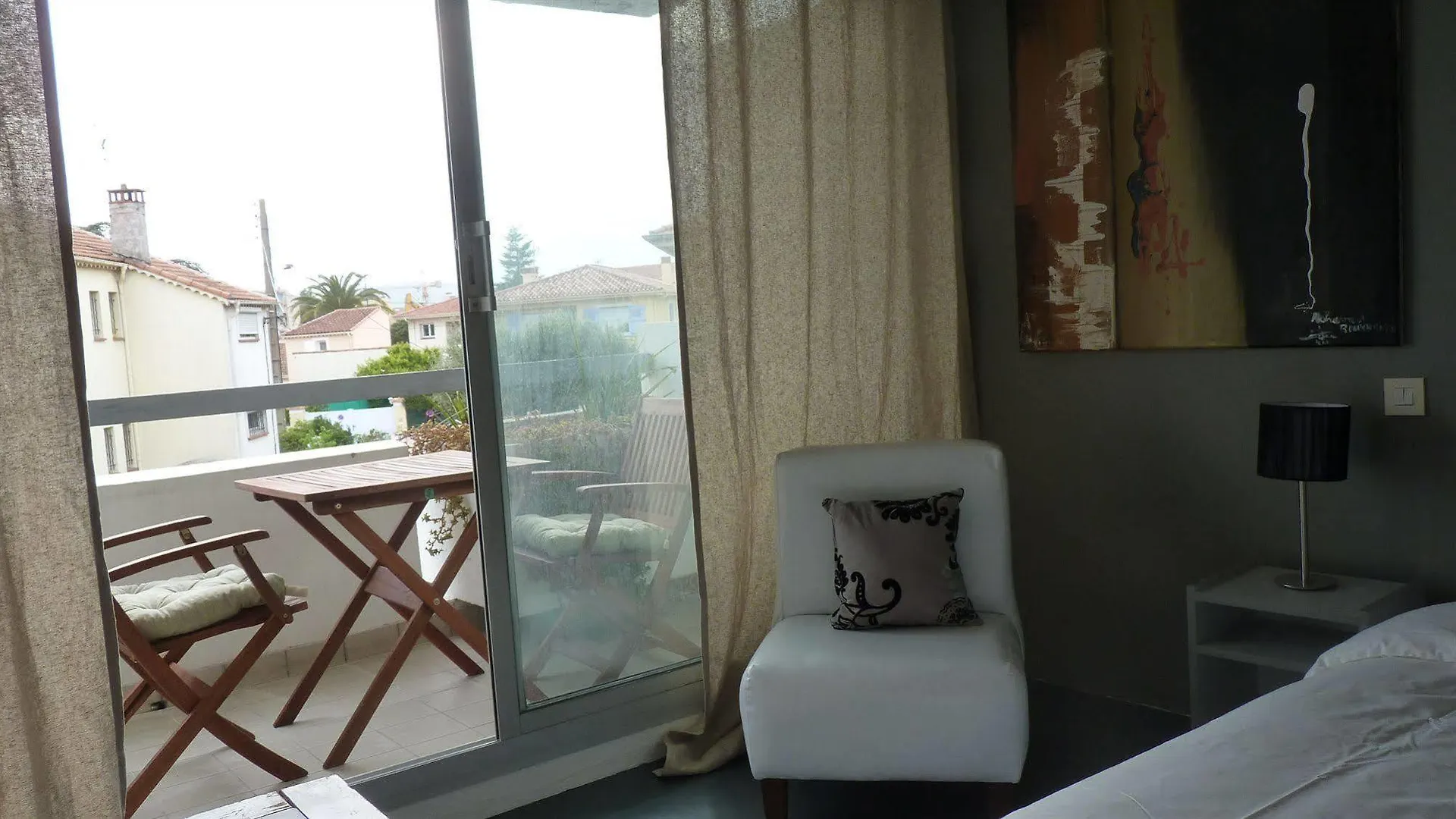 Hotel Sable Et Soleil - Port, Plage Et Jacuzzi Prive Frejus