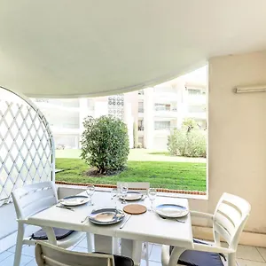 Le Cesarée-4 Fréjus