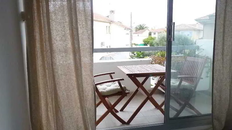 Hotel Sable Et Soleil - Port, Plage Et Jacuzzi Prive Frejus