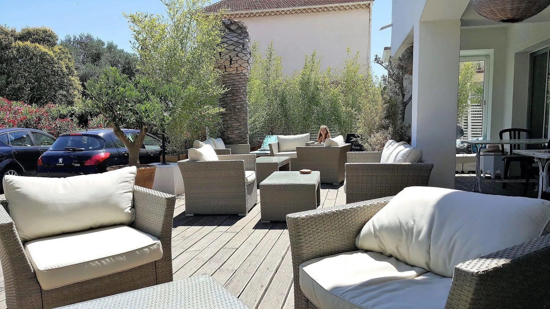 Hotel Sable Et Soleil - Port, Plage Et Jacuzzi Prive Frejus