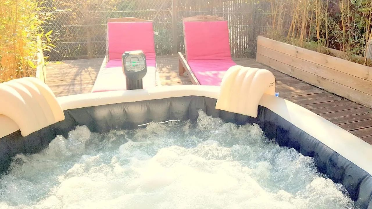 Hotel Sable Et Soleil - Port, Plage Et Jacuzzi Prive Fréjus