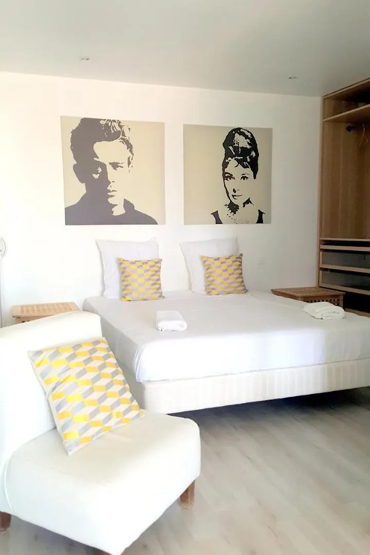 Hotel Sable Et Soleil - Port, Plage Et Jacuzzi Prive Frejus